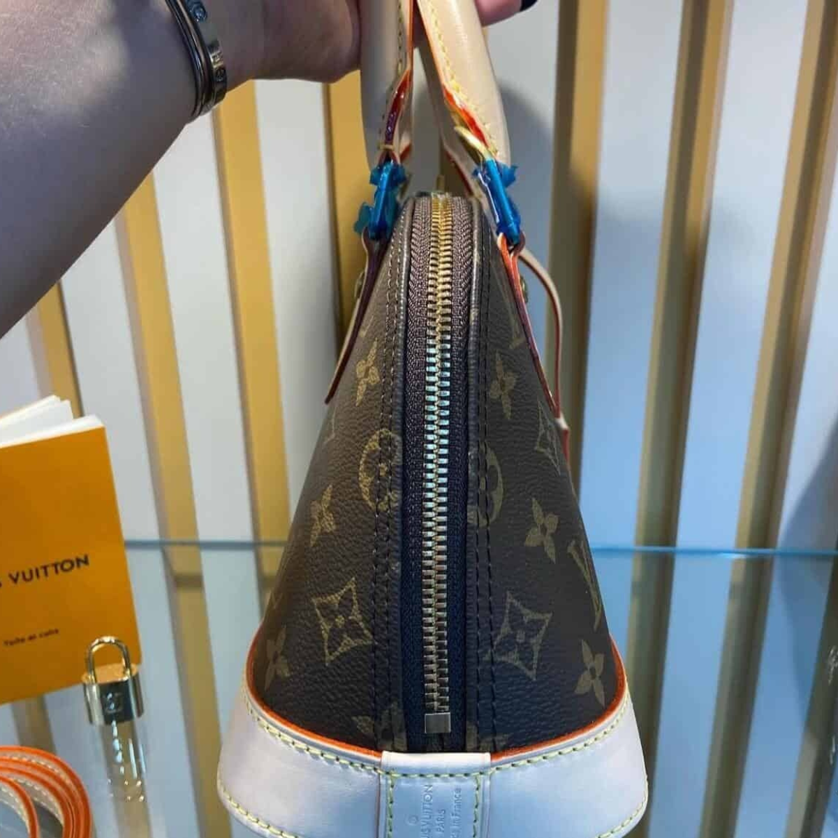LOUIS VUITTON ALMA BB BAG