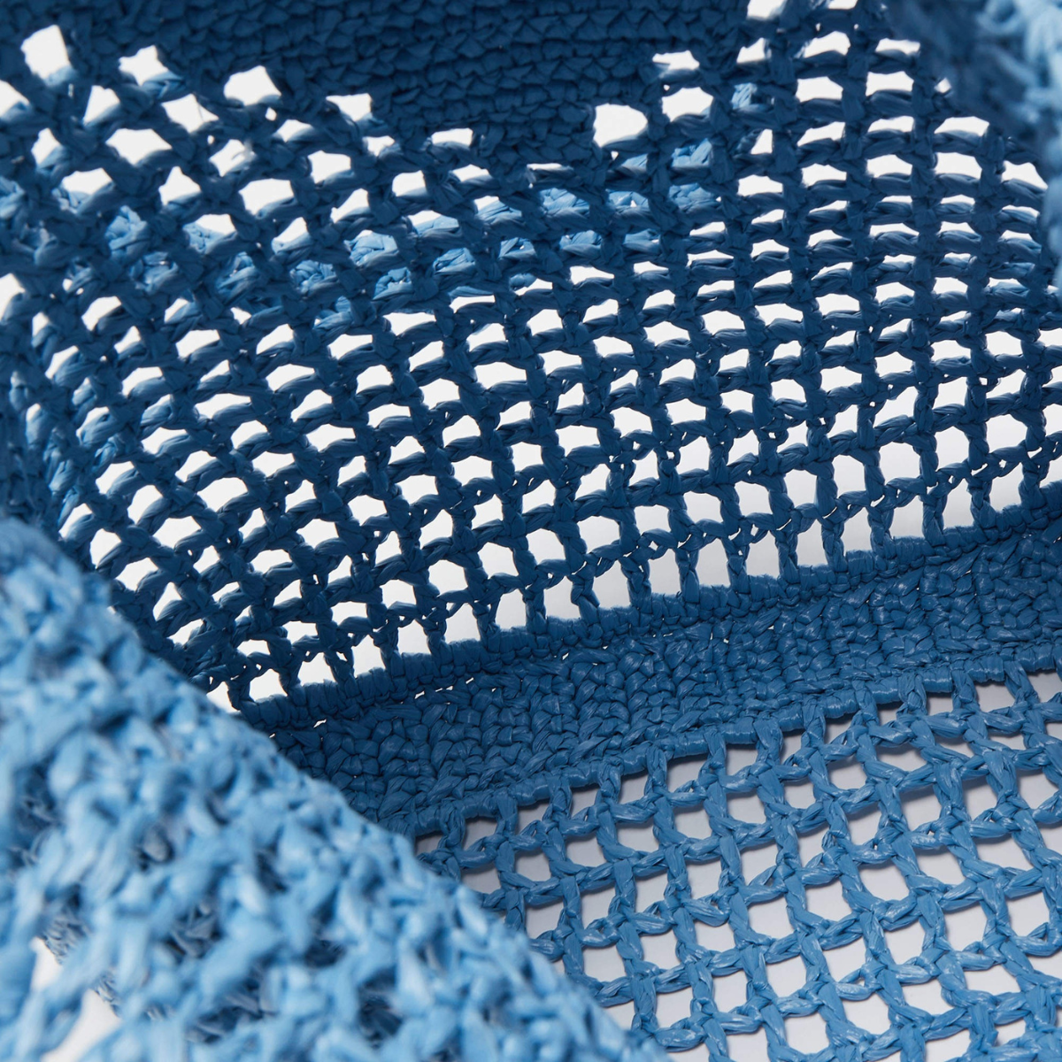 PRADA SHOPPER BAG IN RAFFIA WITH WOVEN LOGO – BLUE