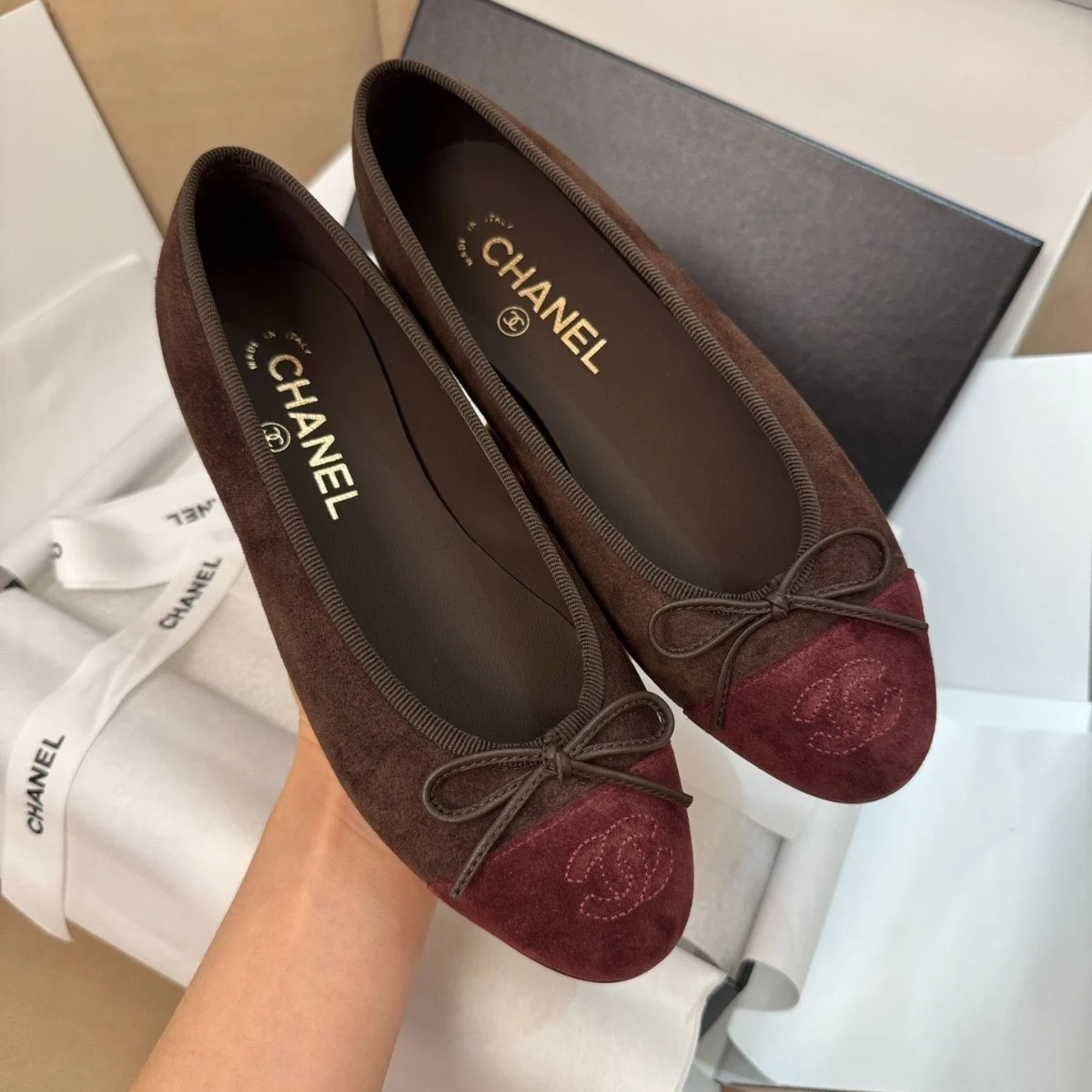 CHANEL 25 BORDEAUX CAVIAR & BALLERINA FLATS SET